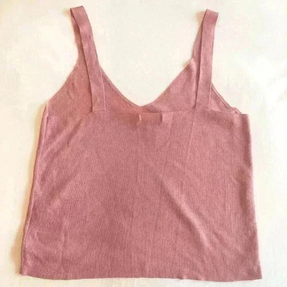 H&M Textured Top - Picture 2 of 2